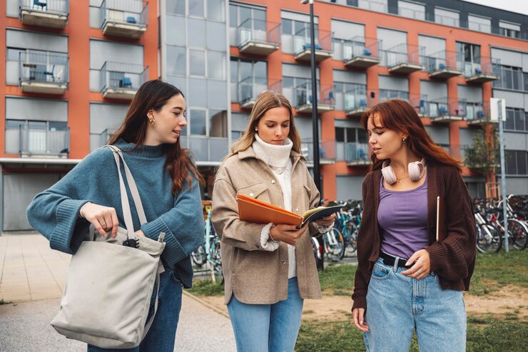 Apprenti préparant son dossier de logement